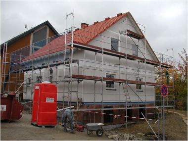 Layher Bautechnik: Blitz-Gerüst